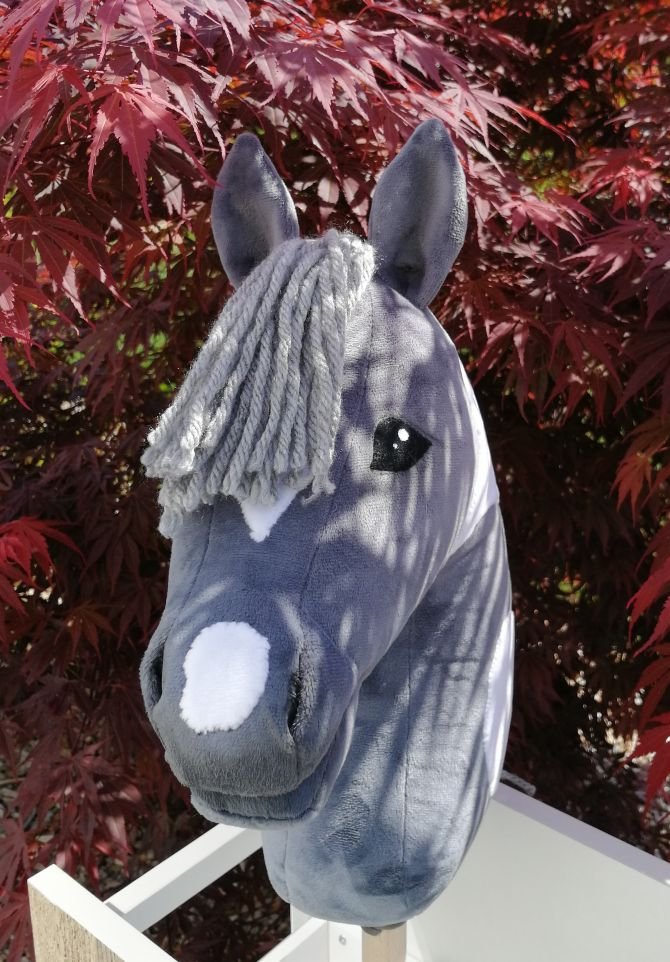 Hobby Horse Schecke Schimmel